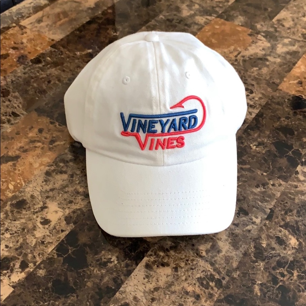 Vineyard vine hat